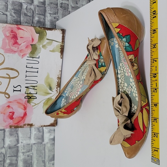 Irregular Choice Vintage Floral Low Heel Pumps Top Bow - Picture 11 of 11